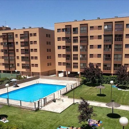 Apartments Feria Madrid Barajas Exterior foto
